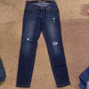 Skinny jeans old navy ripped size 4 regular